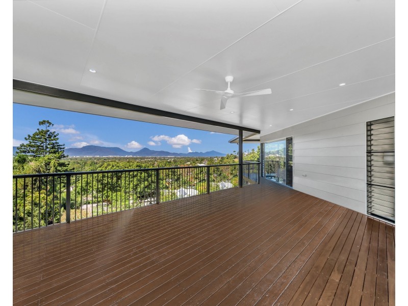 18 Bel-Air Drive, Whitfield QLD 4870