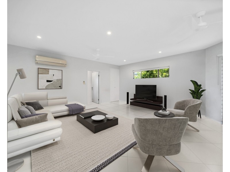 18 Bel-Air Drive, Whitfield QLD 4870