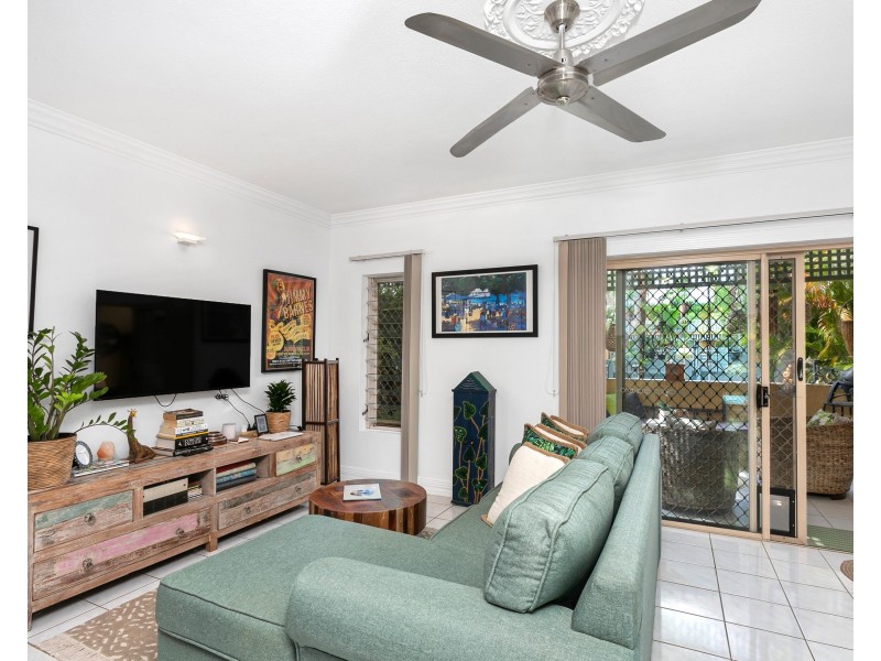 4/2 Springfield Crescent, Manoora QLD 4870