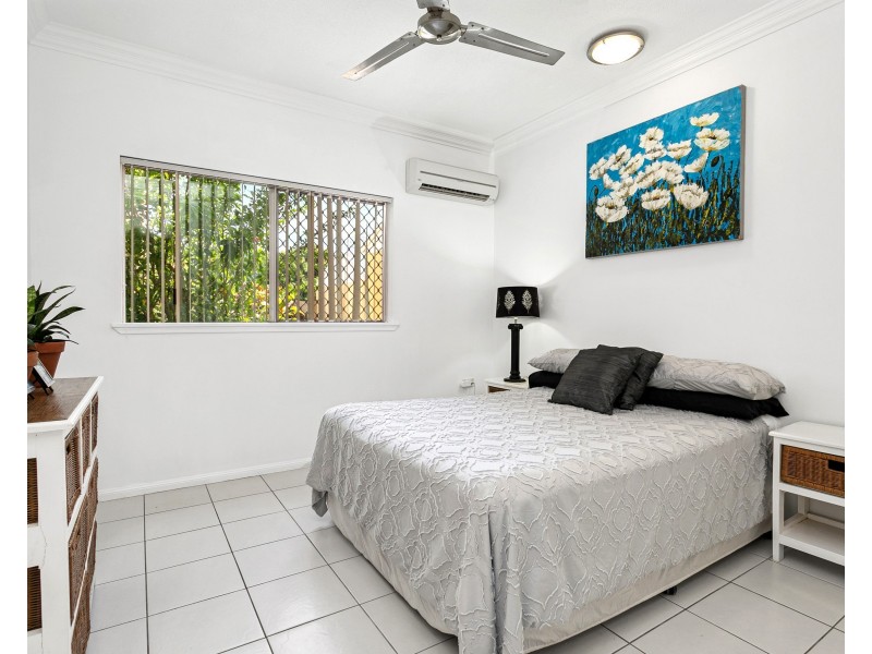 4/2 Springfield Crescent, Manoora QLD 4870