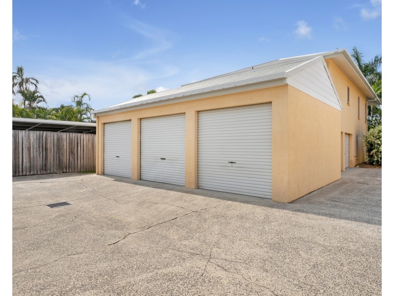 4/2 Springfield Crescent, Manoora QLD 4870