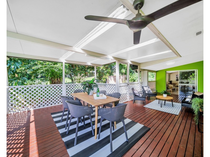6 Basalt Street, Brinsmead QLD 4870