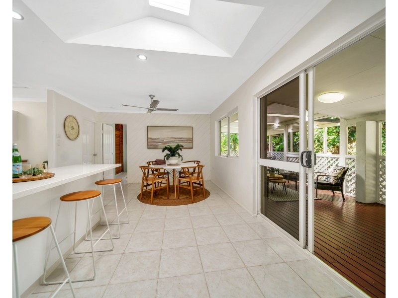 6 Basalt Street, Brinsmead QLD 4870