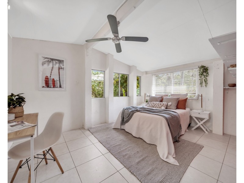6 Basalt Street, Brinsmead QLD 4870