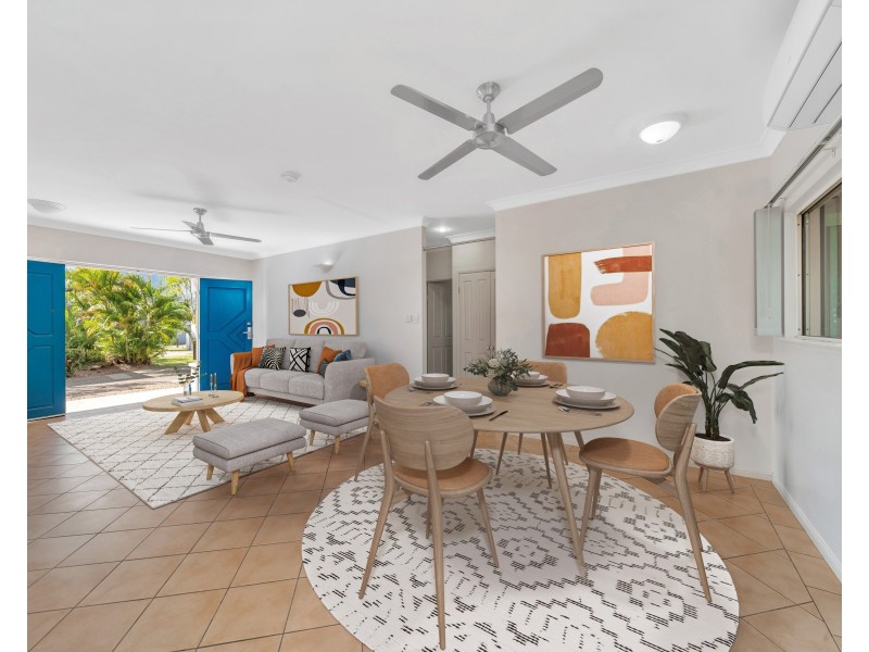 11/4-10 Hedley Close, Redlynch QLD 4870