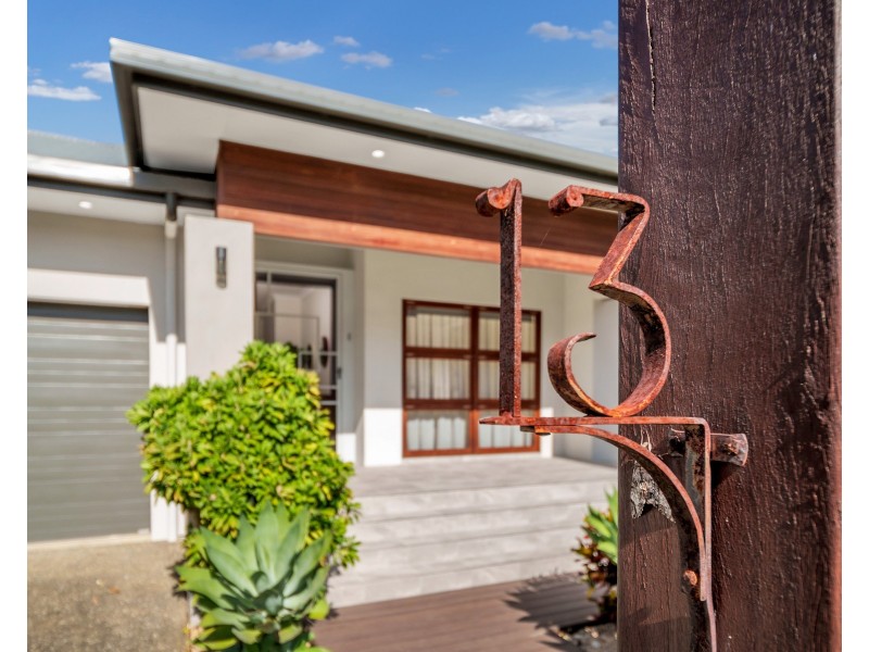 13 Whipbird Drive, Smithfield QLD 4878