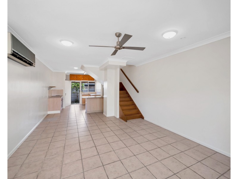 9/1-3 Sondrio Street, Woree QLD 4868