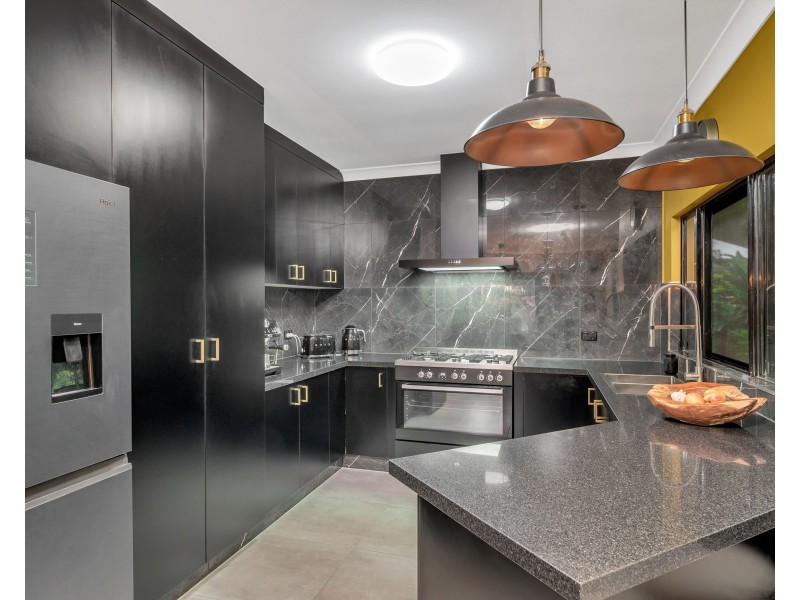 8 Caper Street, Mount Sheridan QLD 4868