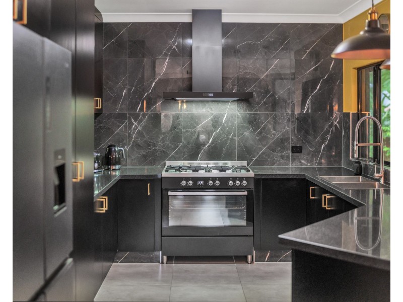 8 Caper Street, Mount Sheridan QLD 4868