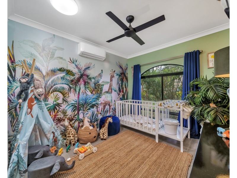 8 Caper Street, Mount Sheridan QLD 4868