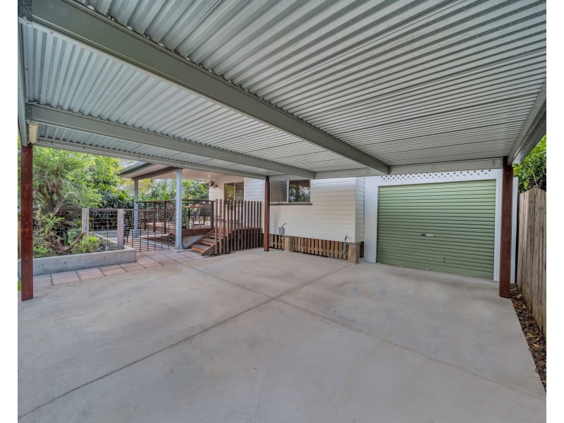 16 Warner Street, Manunda QLD 4870