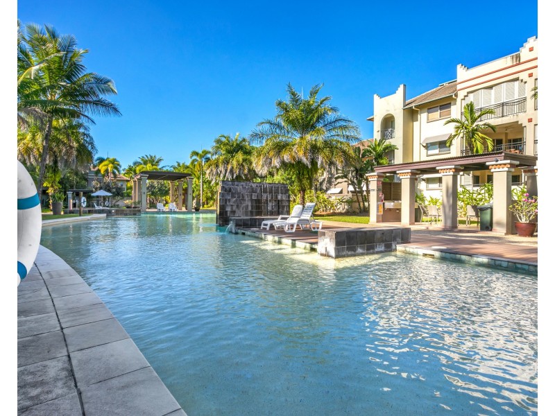 1129/12-21  Gregory Street, Westcourt QLD 4870