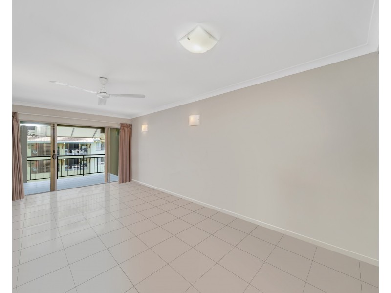 1129/12-21  Gregory Street, Westcourt QLD 4870