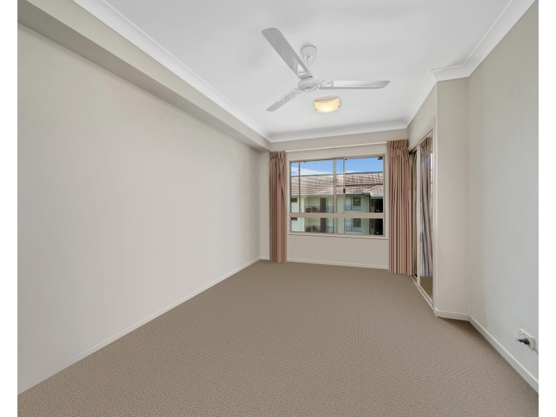 1129/12-21  Gregory Street, Westcourt QLD 4870