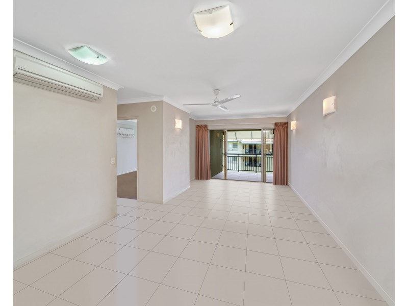 1129/12-21  Gregory Street, Westcourt QLD 4870