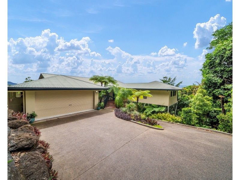 21 Minerva Avenue, Mooroobool QLD 4870
