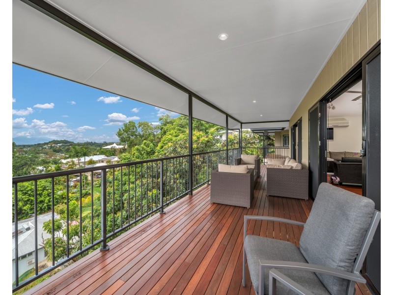 21 Minerva Avenue, Mooroobool QLD 4870