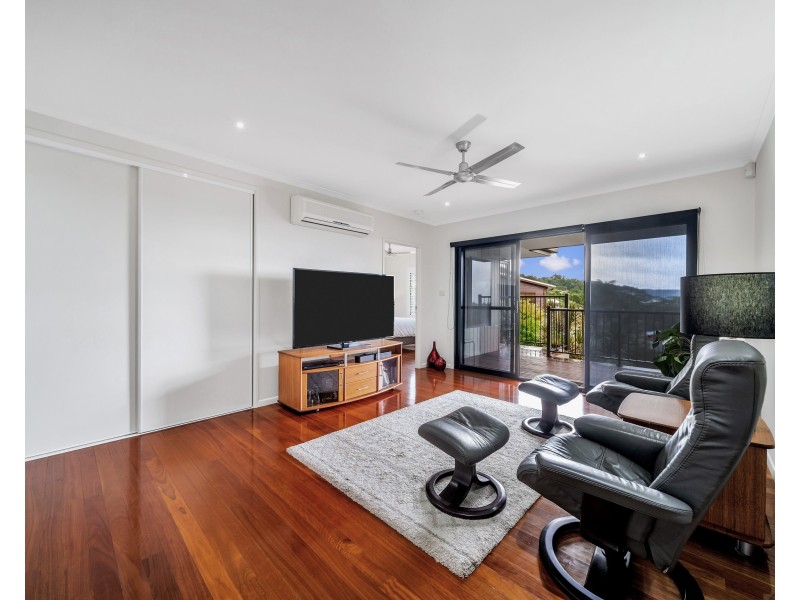 21 Minerva Avenue, Mooroobool QLD 4870