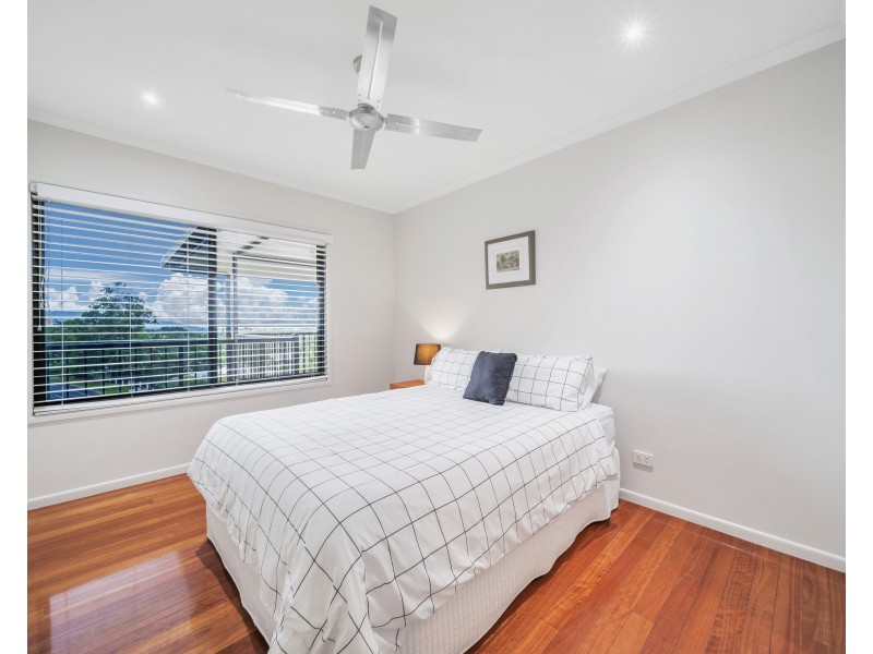21 Minerva Avenue, Mooroobool QLD 4870