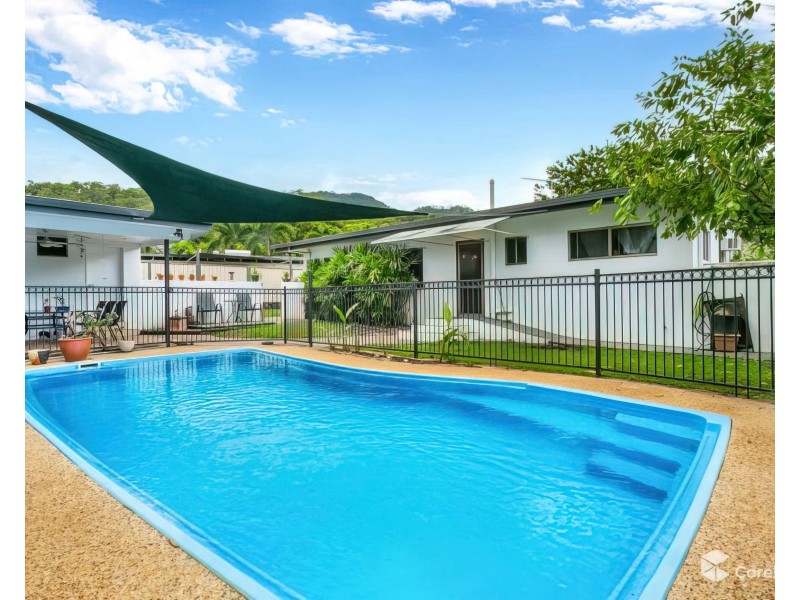 7 Di Savia Close, Whitfield QLD 4870