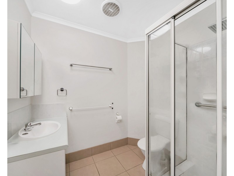 16/20 Pioneer Street, Manoora QLD 4870