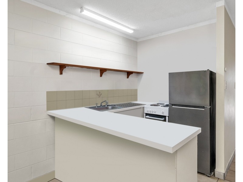 4/40-42 Moody Street, Manoora QLD 4870