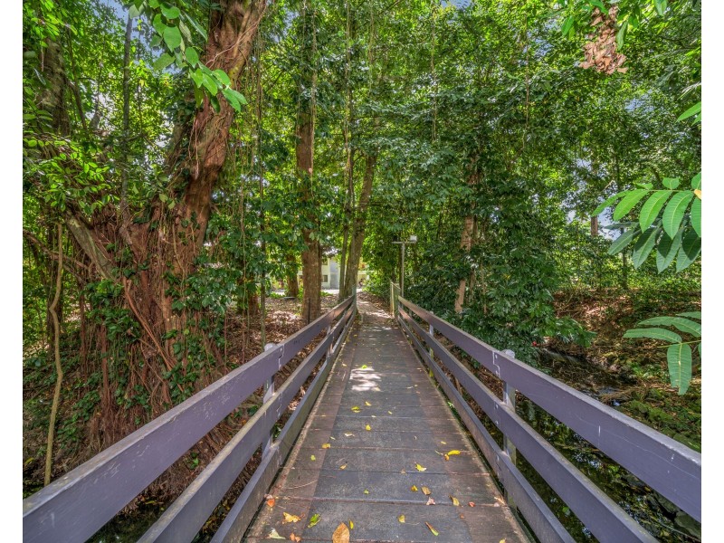 4/40-42 Moody Street, Manoora QLD 4870