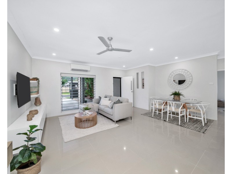 6 Lenora Close, Woree QLD 4868