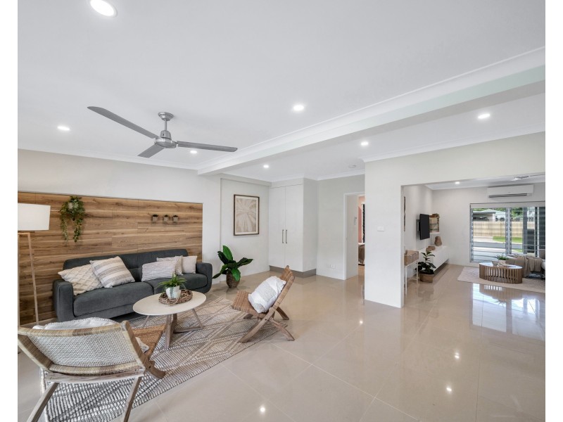 6 Lenora Close, Woree QLD 4868