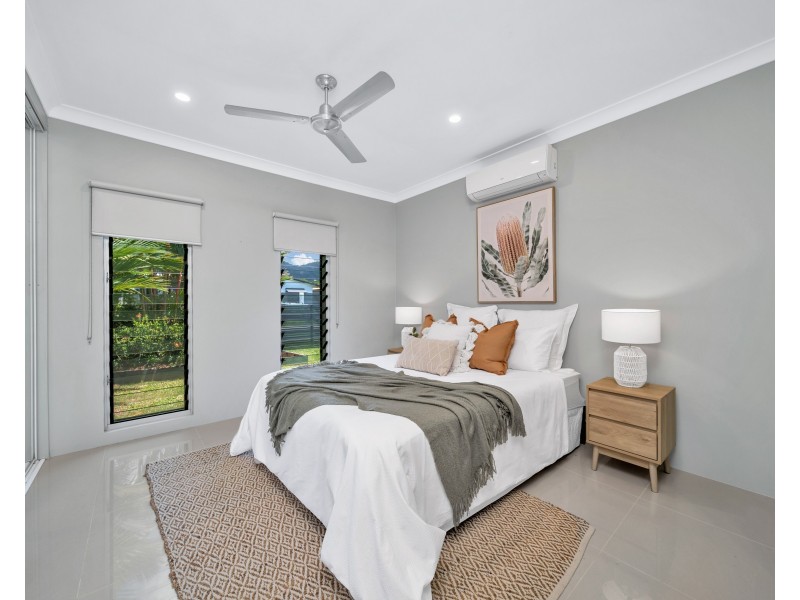 6 Lenora Close, Woree QLD 4868