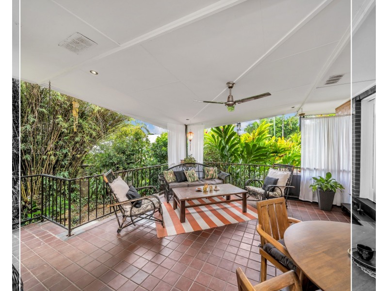 24 Hodel Street, Whitfield QLD 4870