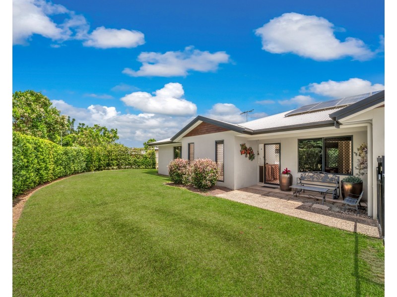 15 Cliffdale Street, Bentley Park QLD 4869