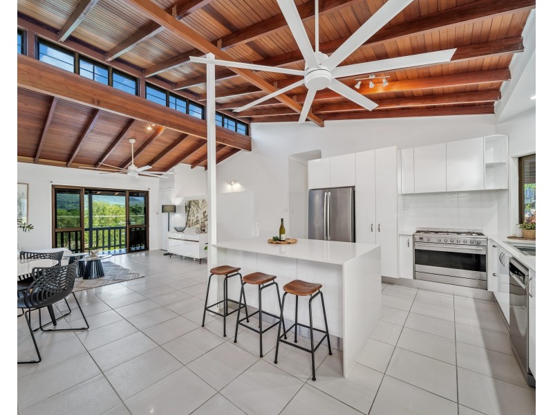 21 View Street, Brinsmead QLD 4870