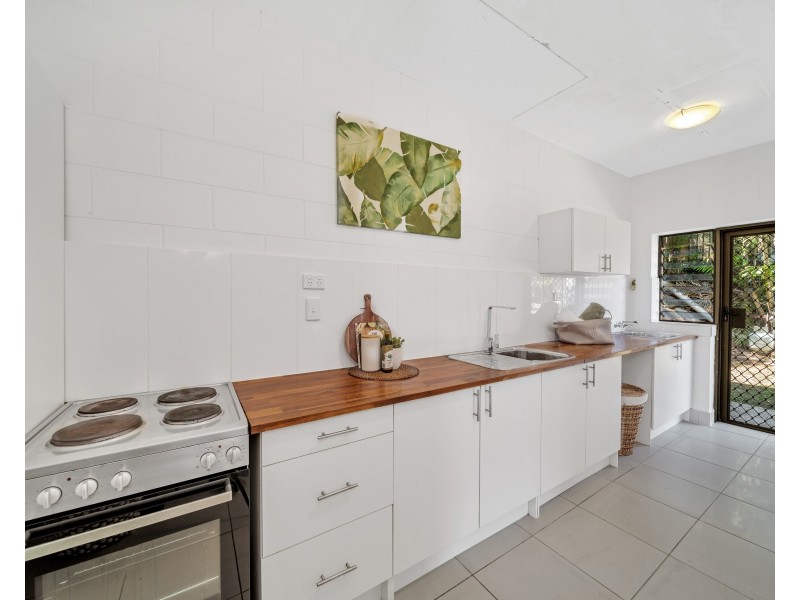 21 View Street, Brinsmead QLD 4870