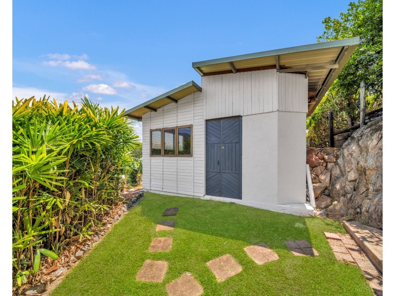 21 View Street, Brinsmead QLD 4870