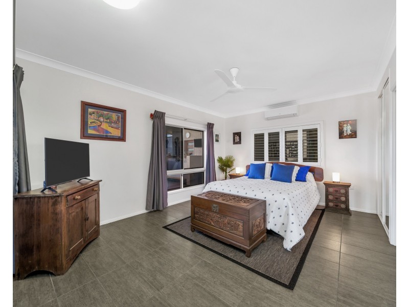 23 Caesar Street, Bentley Park QLD 4869