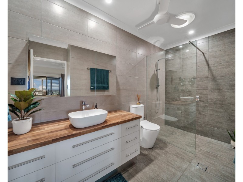 23 Caesar Street, Bentley Park QLD 4869