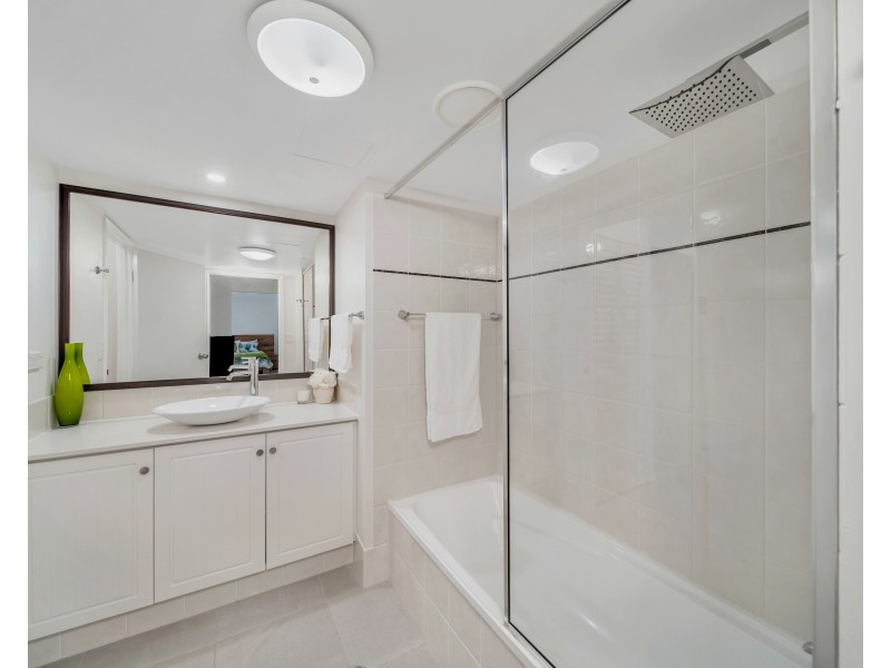 28/53-57 Esplanade, Cairns City QLD 4870