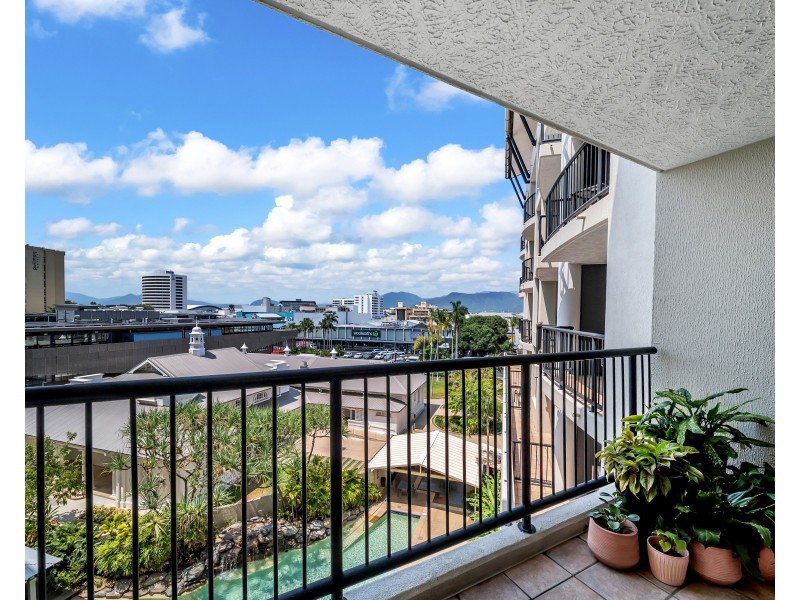 28/53-57 Esplanade, Cairns City QLD 4870