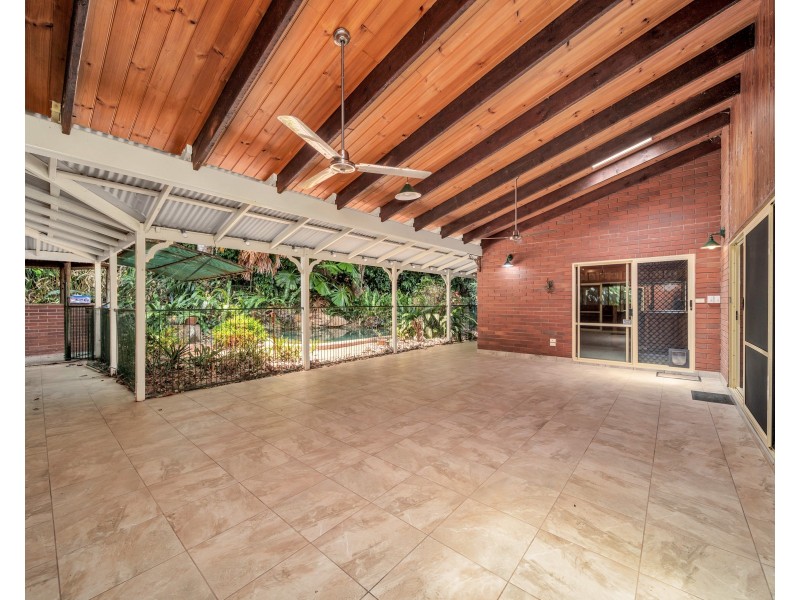 33 Jade Crescent, Caravonica QLD 4878