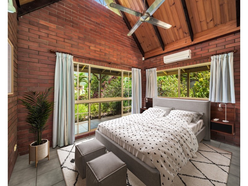 33 Jade Crescent, Caravonica QLD 4878