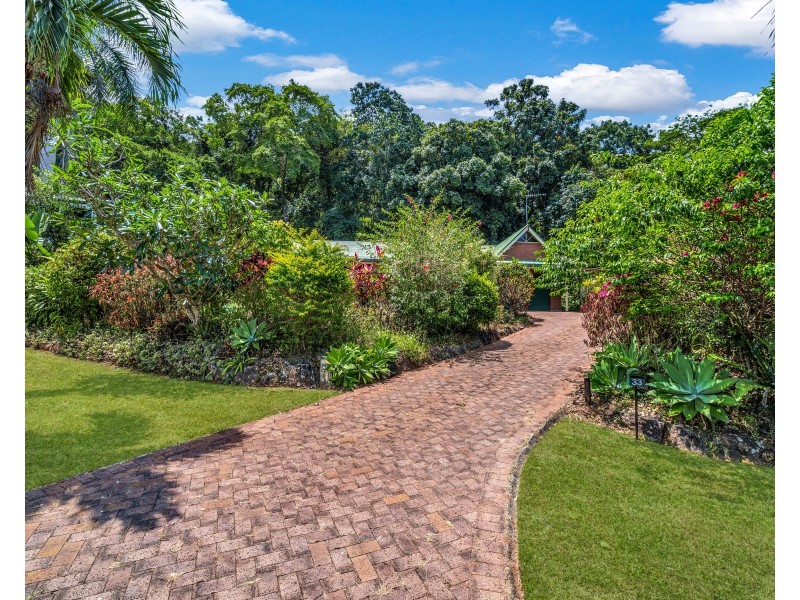 33 Jade Crescent, Caravonica QLD 4878