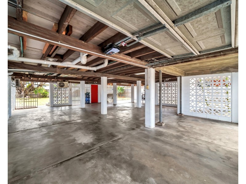 246 Aumuller Street, Westcourt QLD 4870