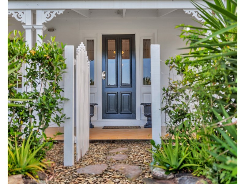 10-12 Waterfall Close, Edmonton QLD 4869
