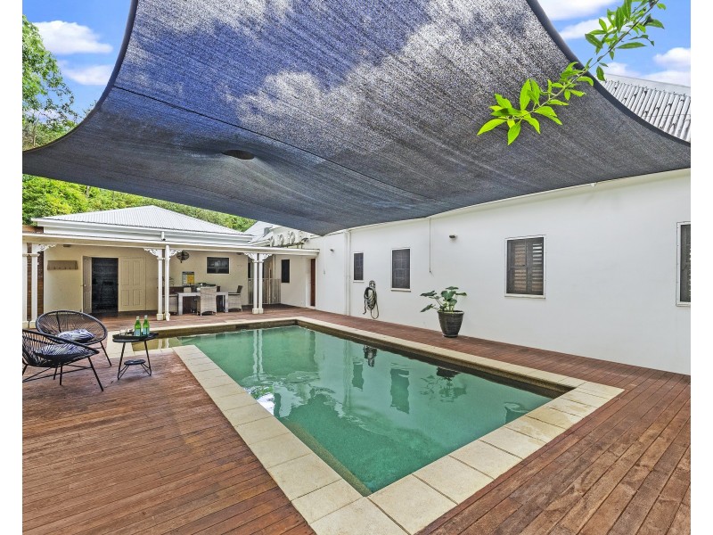 10-12 Waterfall Close, Edmonton QLD 4869