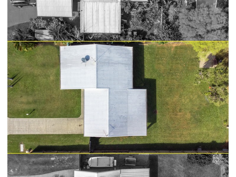 52 Bathurst Drive, Bentley Park QLD 4869