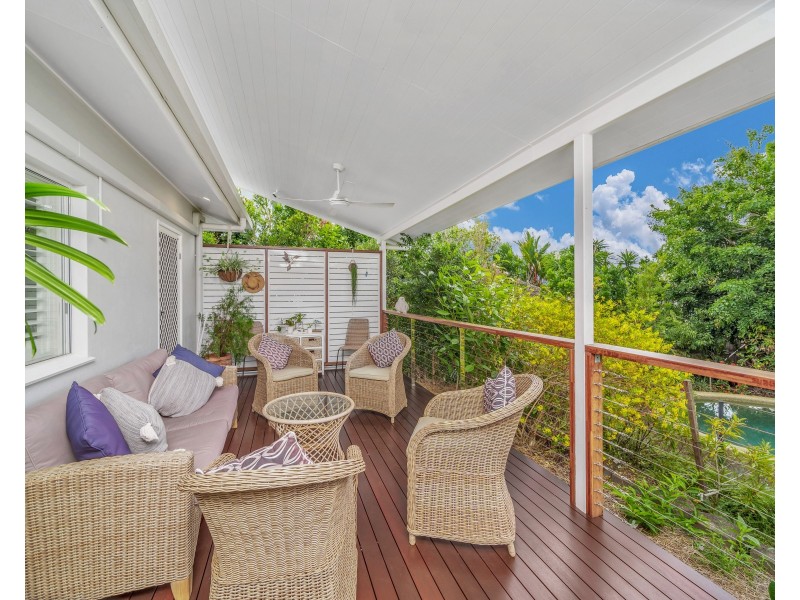 43 Hutchinson Street, Edge Hill QLD 4870
