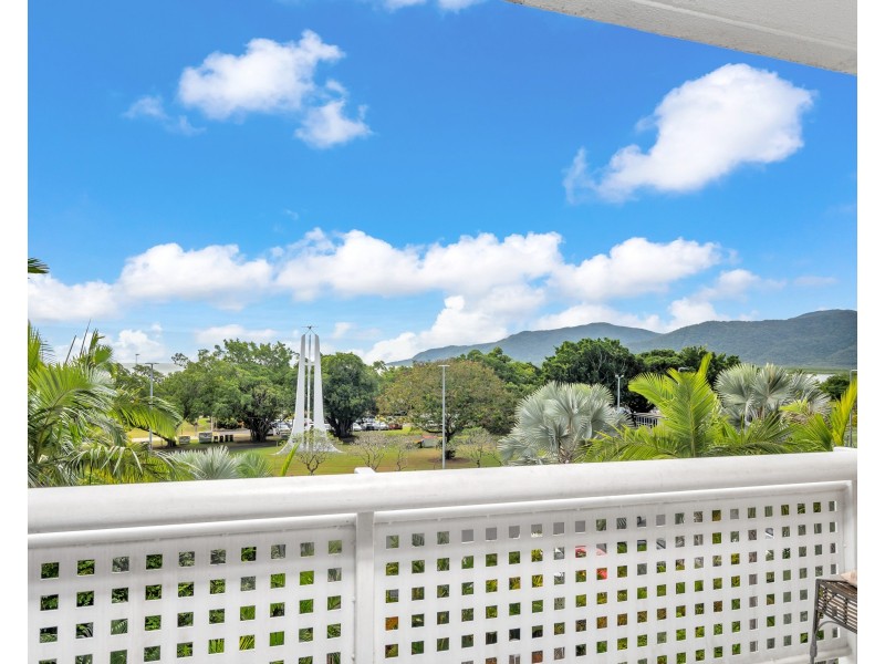 42/219-225 Abbott Street, Cairns City QLD 4870