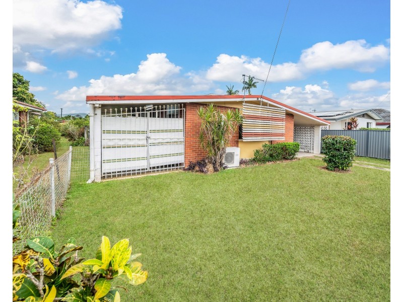 46 Downing Street, Earlville QLD 4870