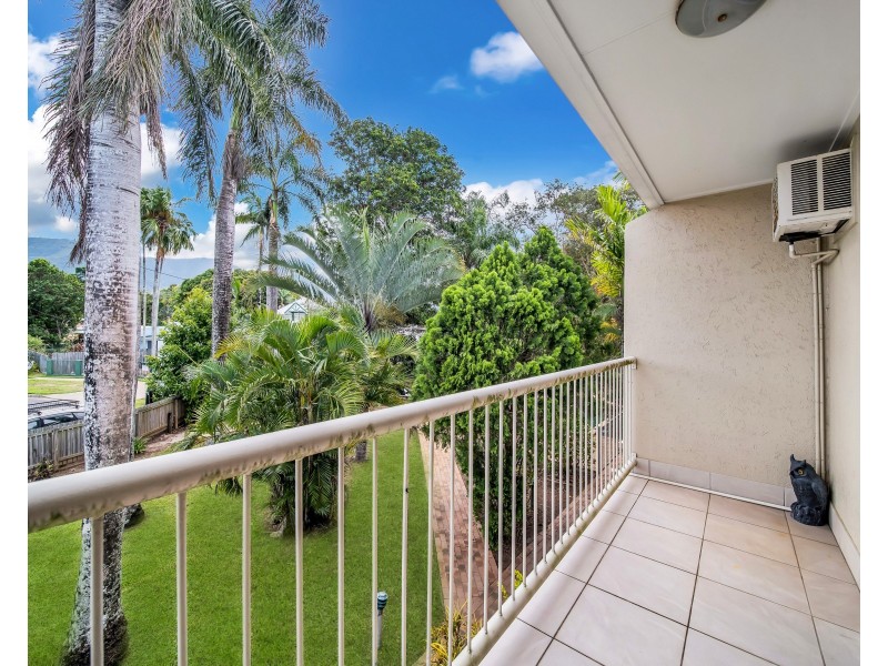 2/1-3 Sondrio Street, Woree QLD 4868